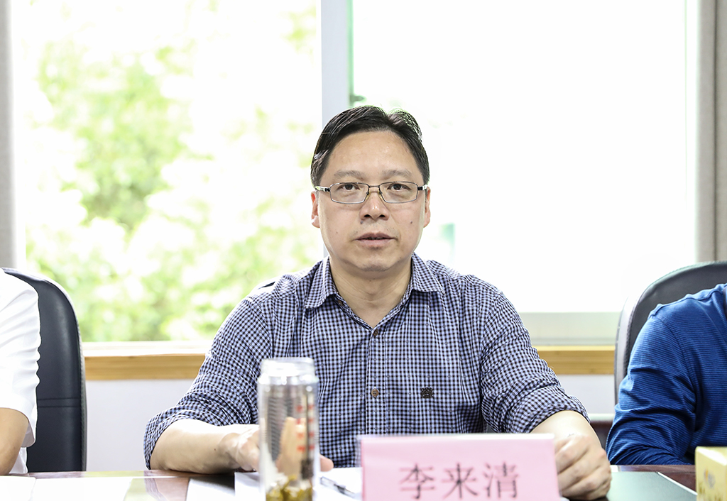 衡陽幼兒師范高等?？茖W(xué)校 學(xué)習(xí)貫徹習(xí)近平新時代中國特色社會主義思想 主題教育領(lǐng)導(dǎo)小組召開第二次會議